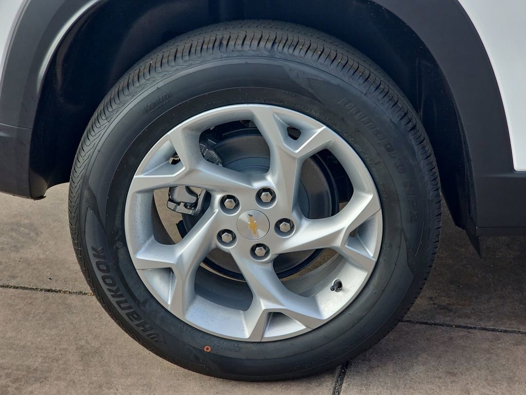 New 2026 Chevrolet Trax LS w/ LS Convenience Package image 37