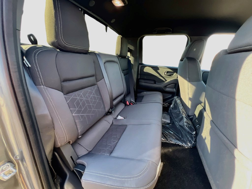 New 2027 Nissan Frontier SV RWD image 25