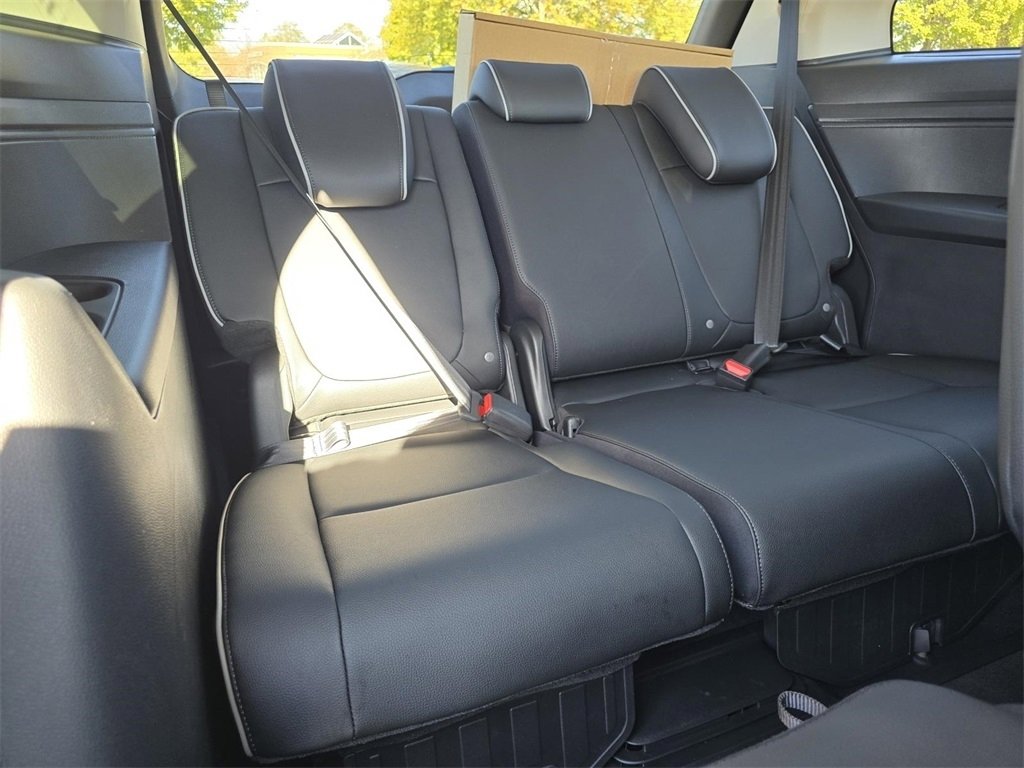 New 2026 Honda Odyssey Touring image 26