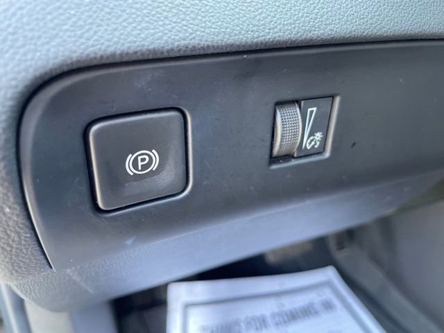 Used 2024 Buick Enclave Essence w/ Experience Buick Package image 18