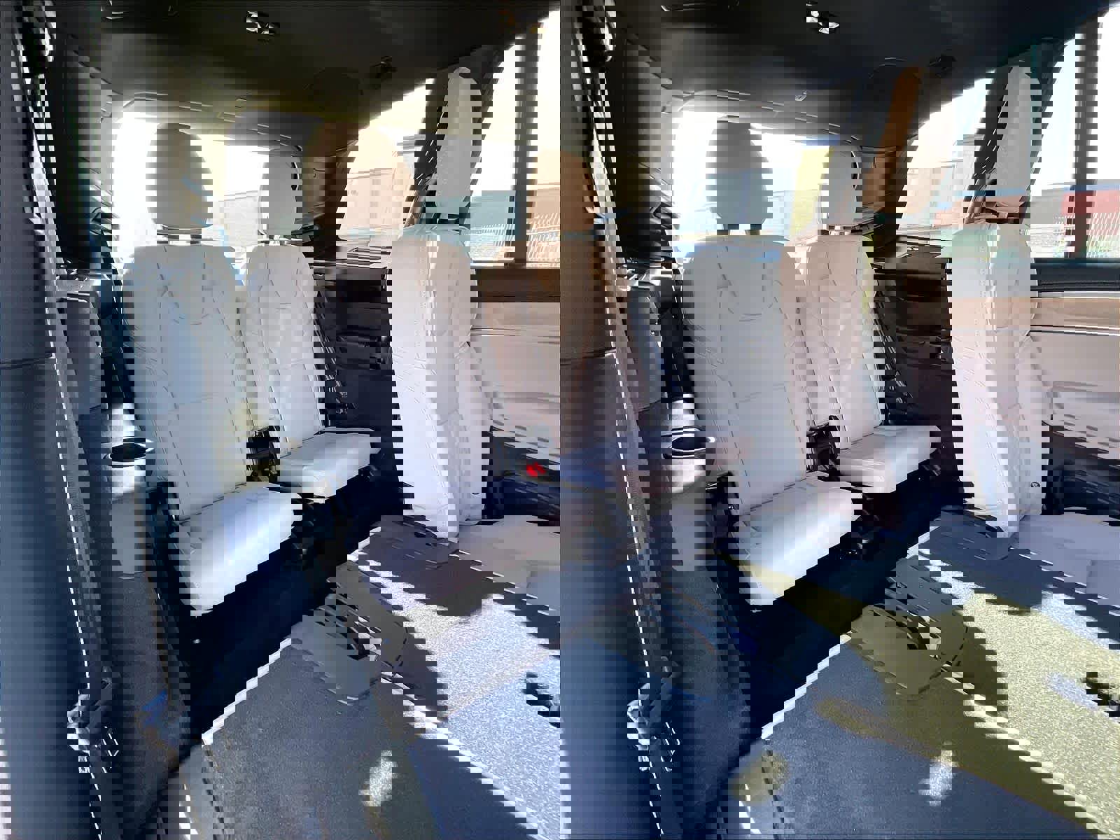 New 2026 Volvo XC90 T8 Plus w/ Protection Package Premier image 28