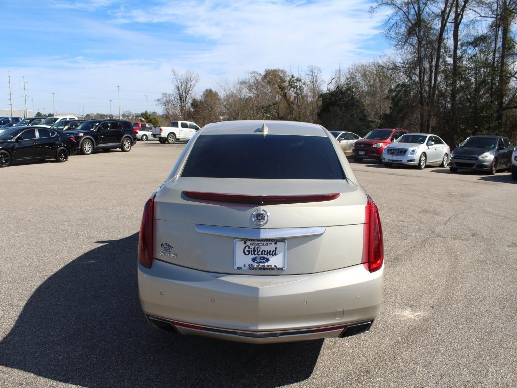 Used 2015 Cadillac XTS Luxury w/ Driver Awareness Package image 12
