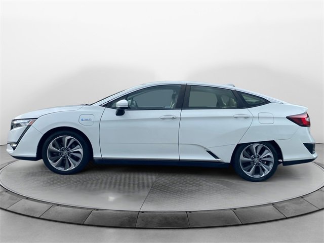 Used 2018 Honda Clarity Touring image 2