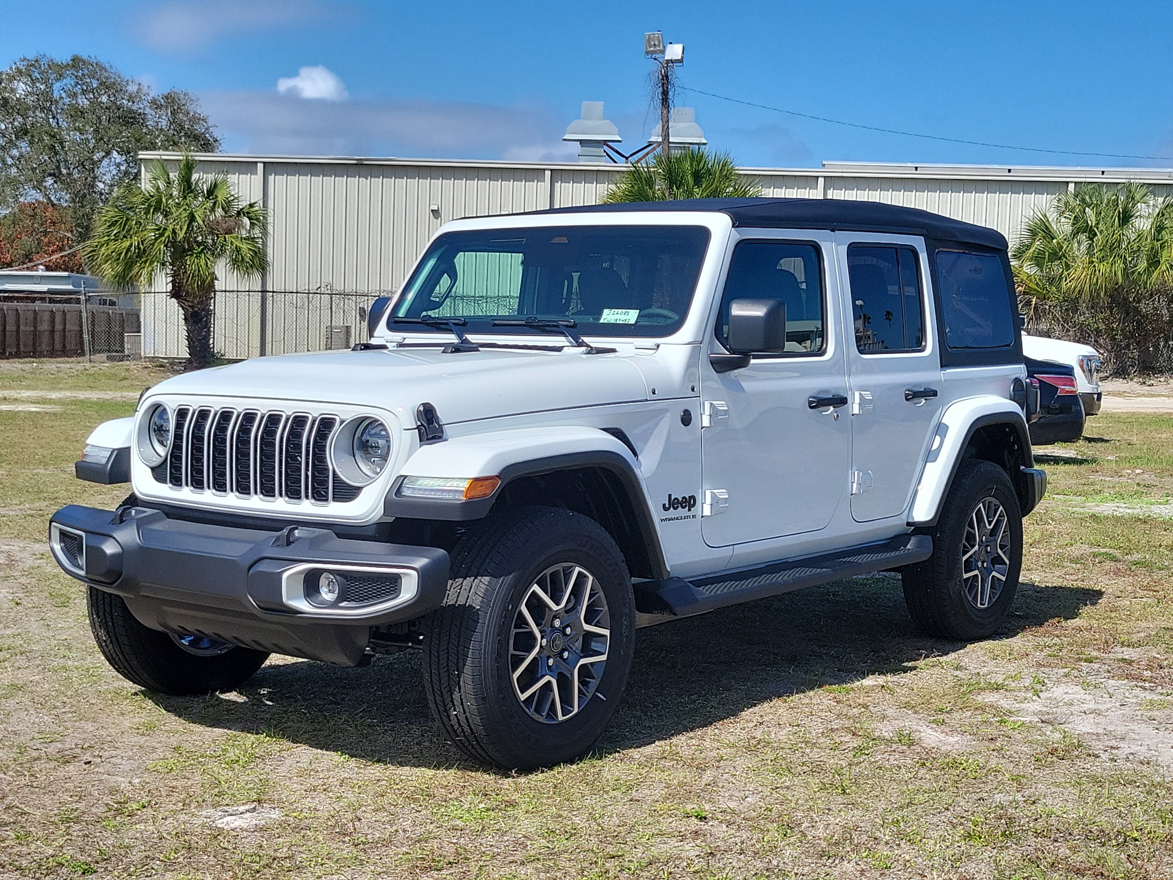 New 2026 Jeep Wrangler Unlimited Sahara AWD/4WD image 2