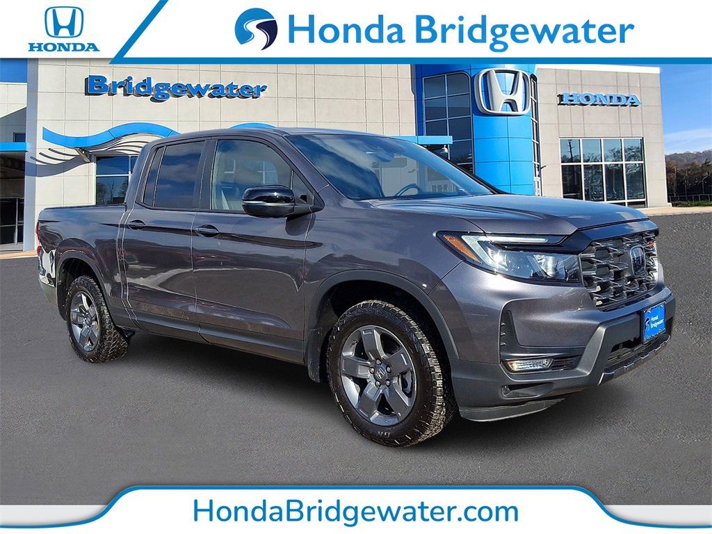 Used 2025 Honda Ridgeline TrailSport image 1