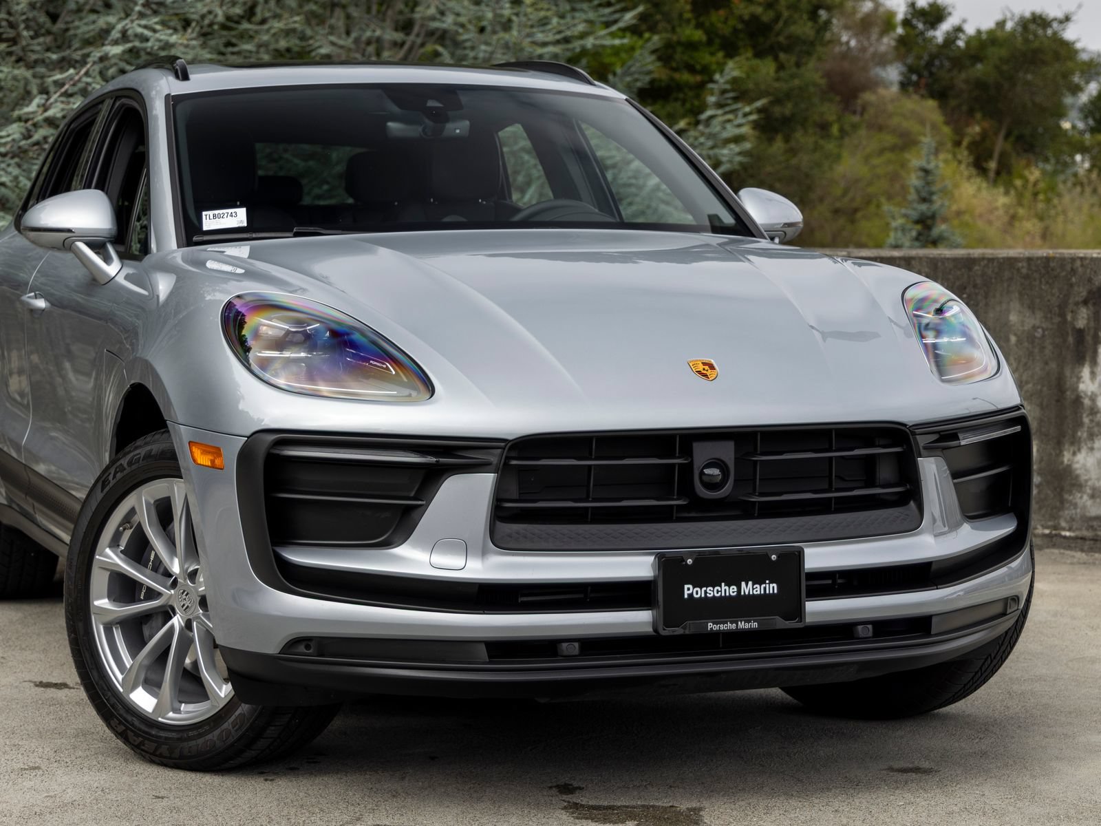 Used 2026 Porsche Macan AWD/4WD image 9