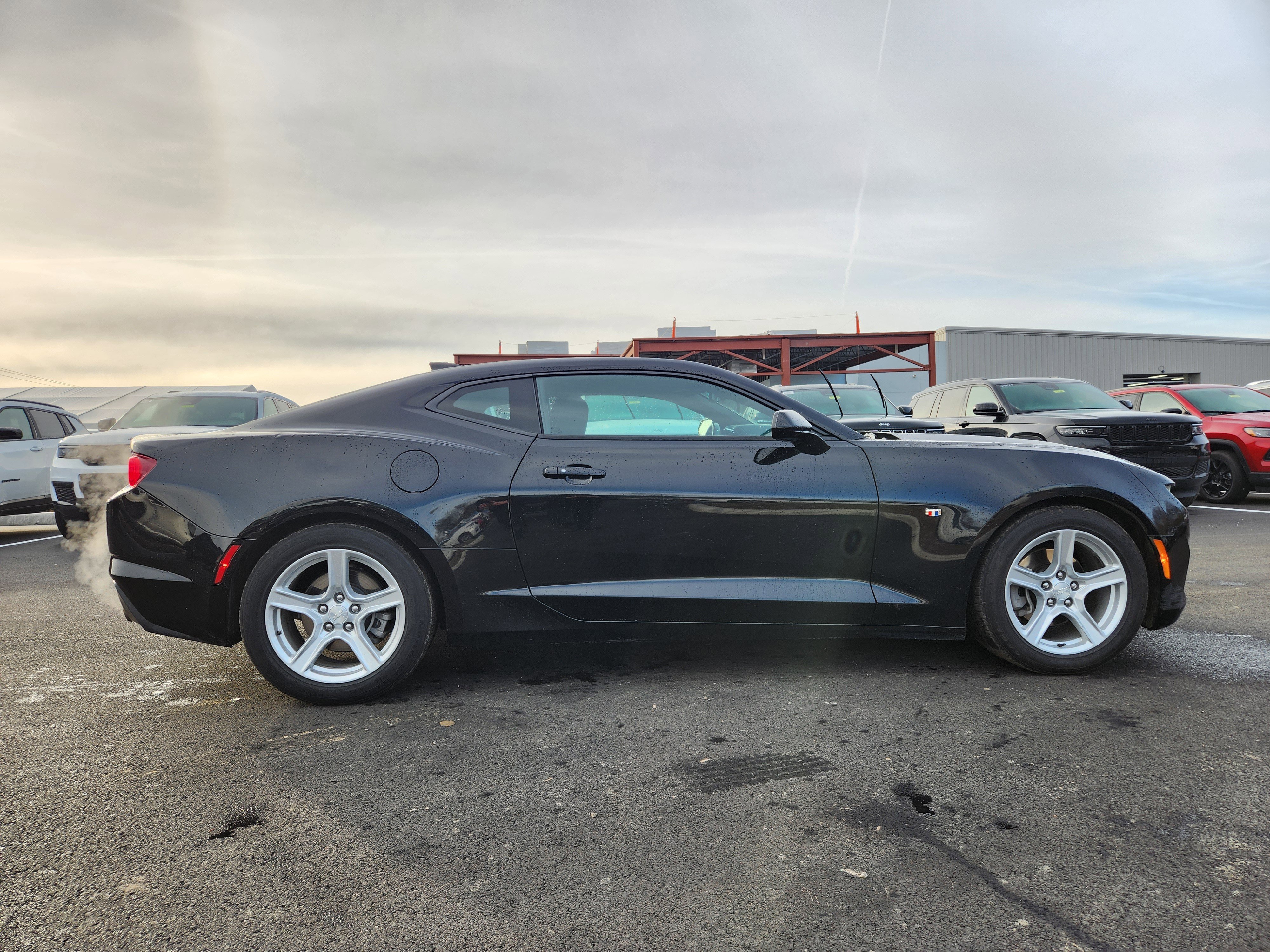 Used 2023 Chevrolet Camaro LT image 18