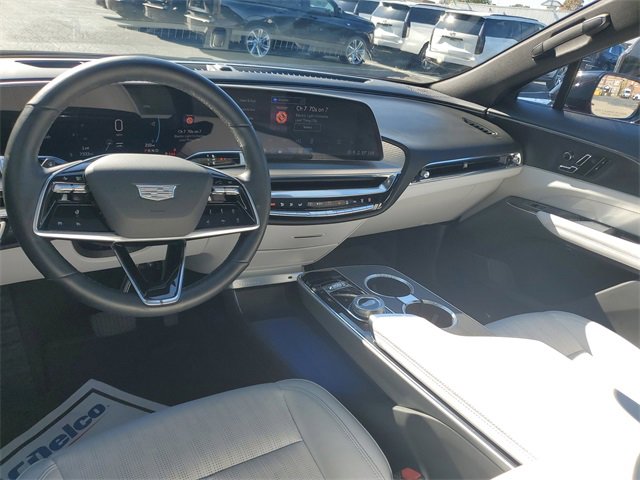 Certified 2024 Cadillac Lyriq Sport image 9