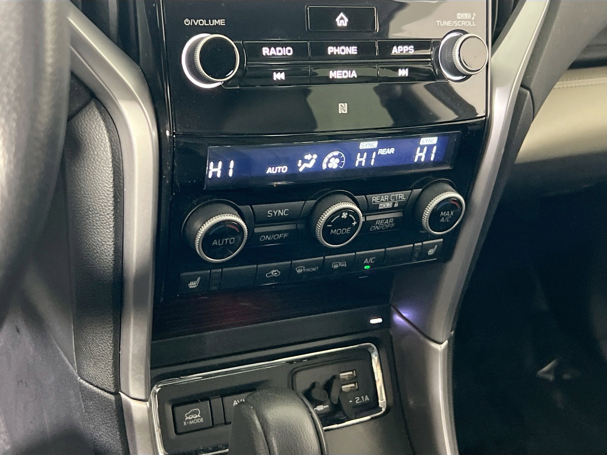 Used 2022 Subaru Ascent Limited image 15
