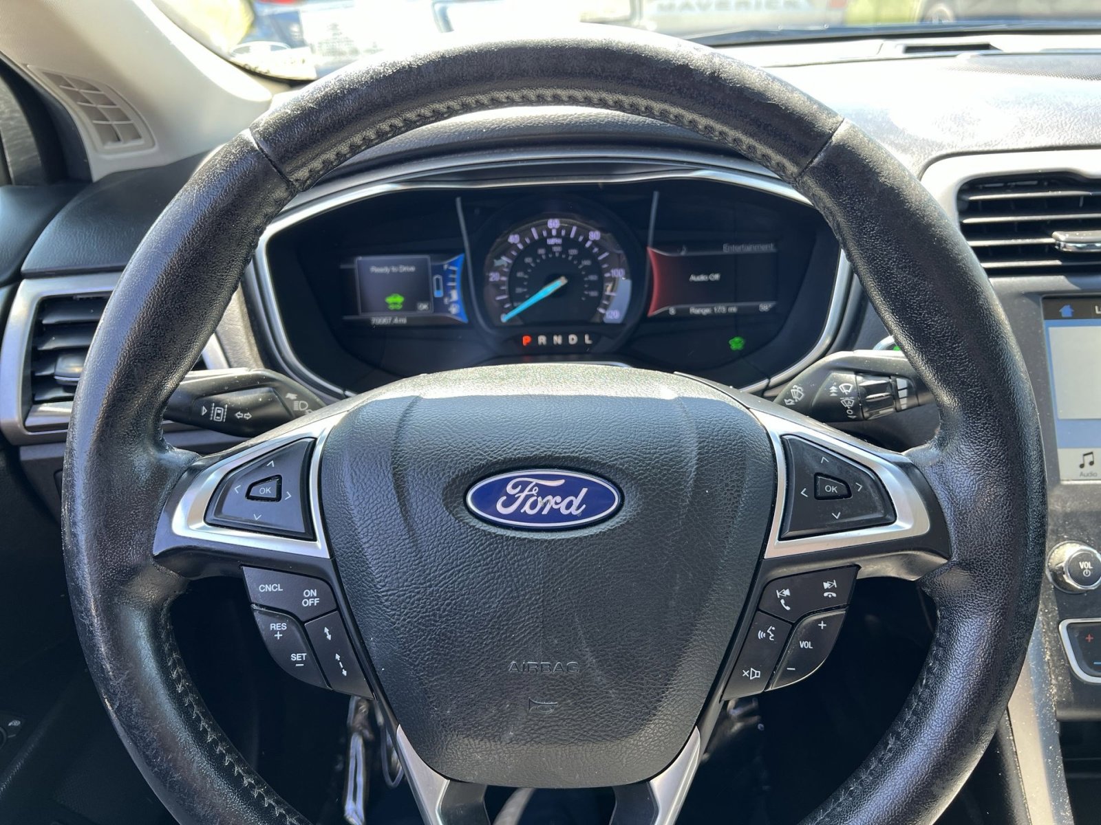 Used 2018 Ford Fusion Energi SE FWD image 12