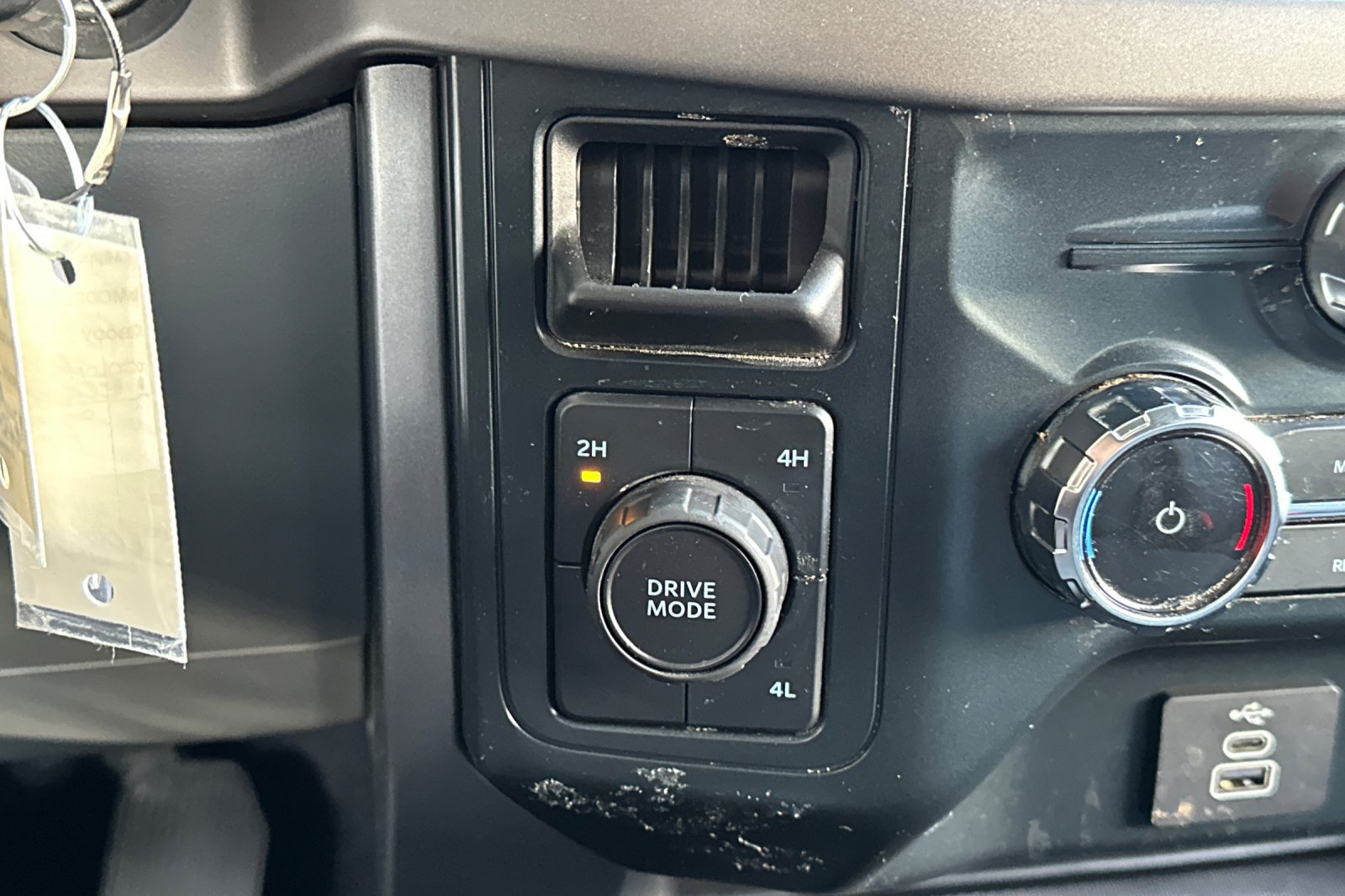Used 2025 Ford F150 XLT w/ Equipment Group 301A Standard AWD/4WD image 25