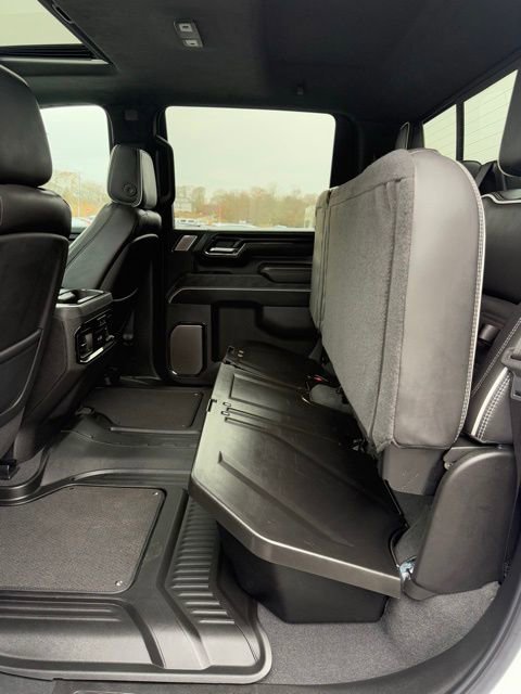 Used 2025 GMC Sierra 2500 AT4X image 27