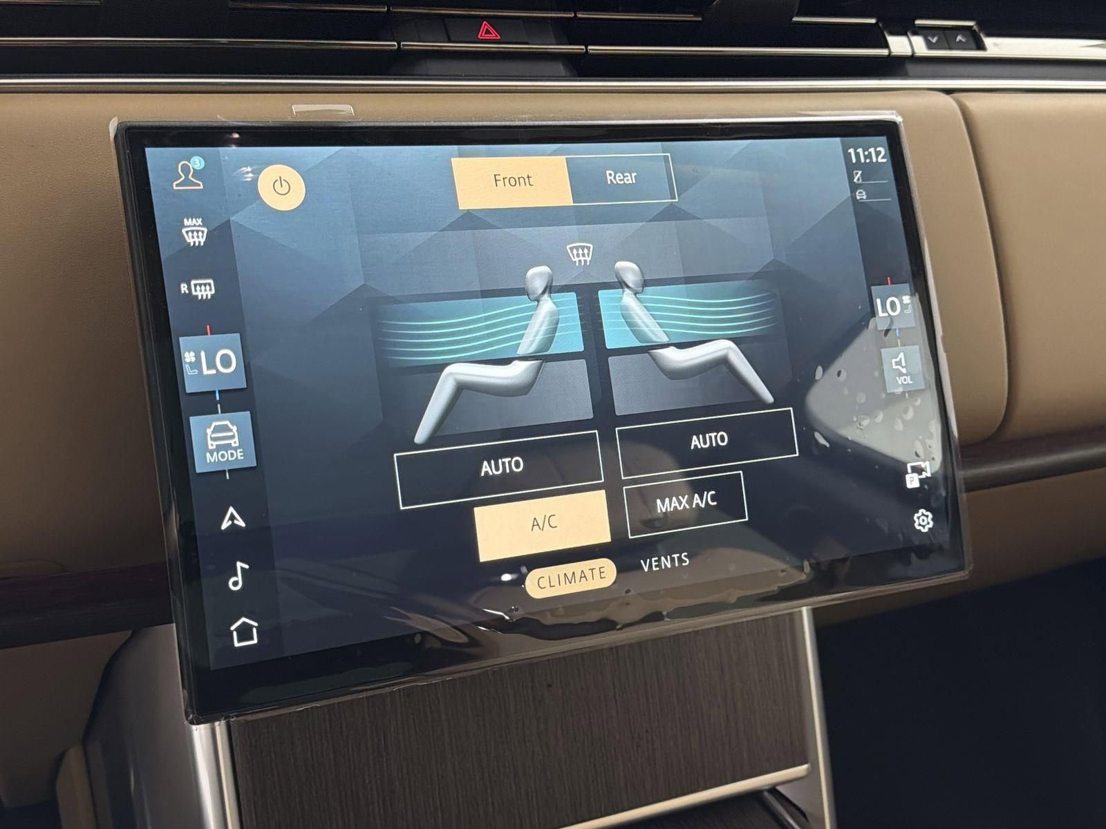 New 2026 Land Rover Range Rover SE image 15