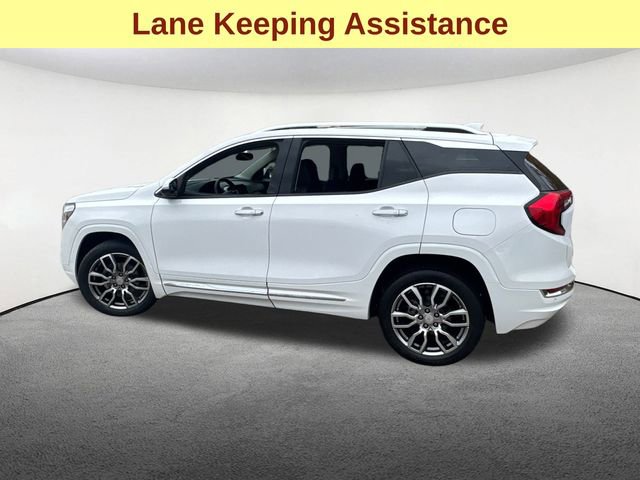 Used 2023 GMC Terrain Denali image 8