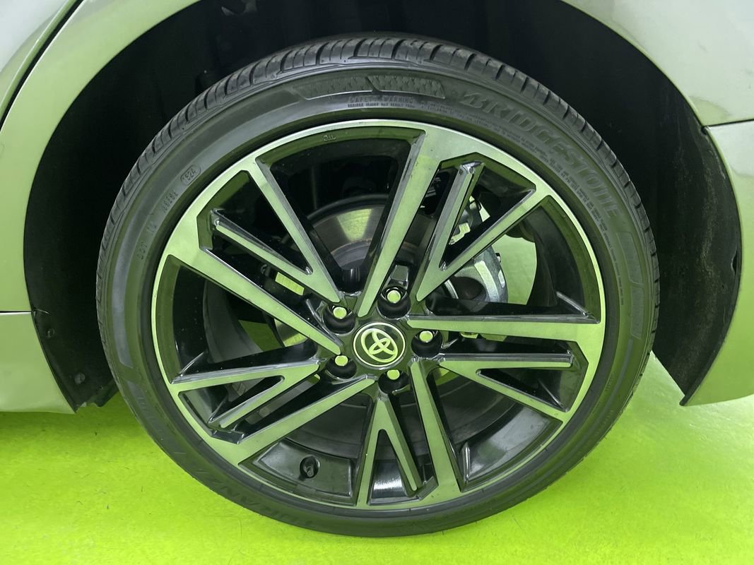 Used 2024 Toyota Camry XSE w/ Navigation Package image 14