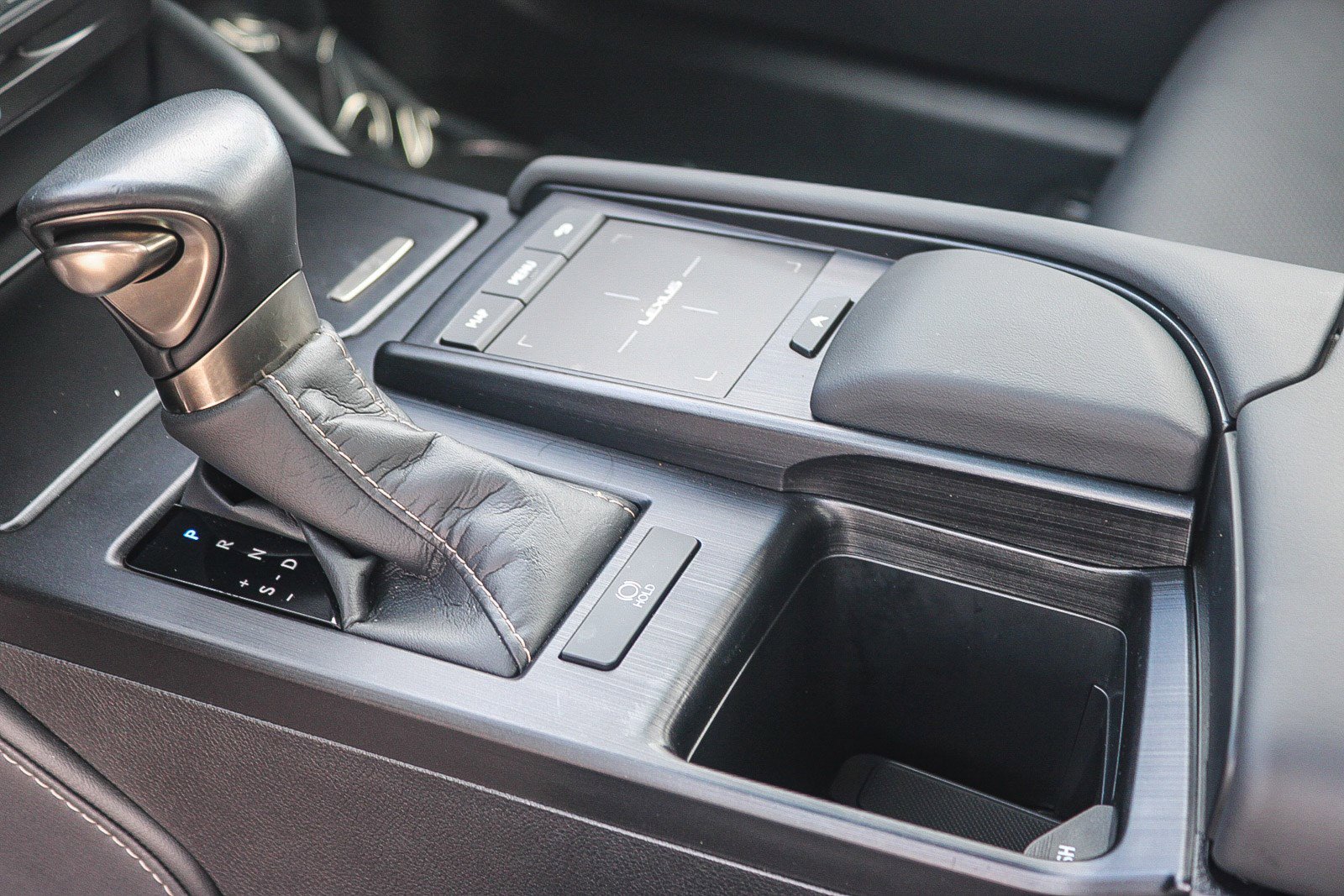 Used 2020 Lexus ES 350 w/ Premium Package image 20