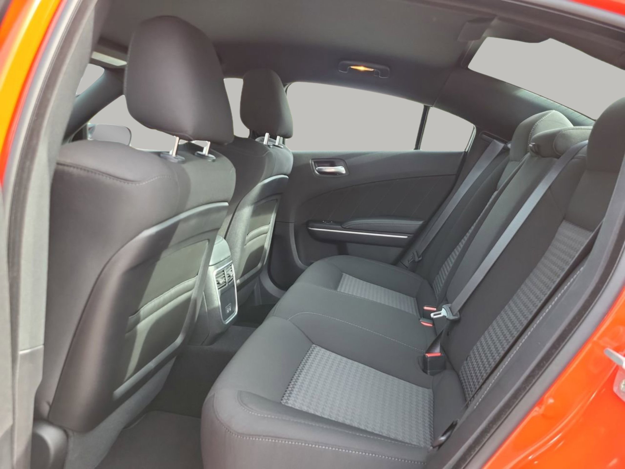 Used 2023 Dodge Charger R/T w/ Technology Group image 10