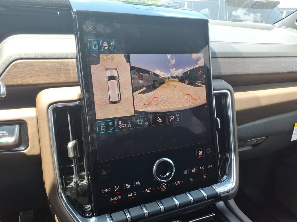 New 2026 GMC Yukon XL Denali Ultimate AWD/4WD image 23