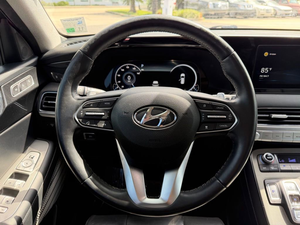 Used 2021 Hyundai Palisade Limited image 18