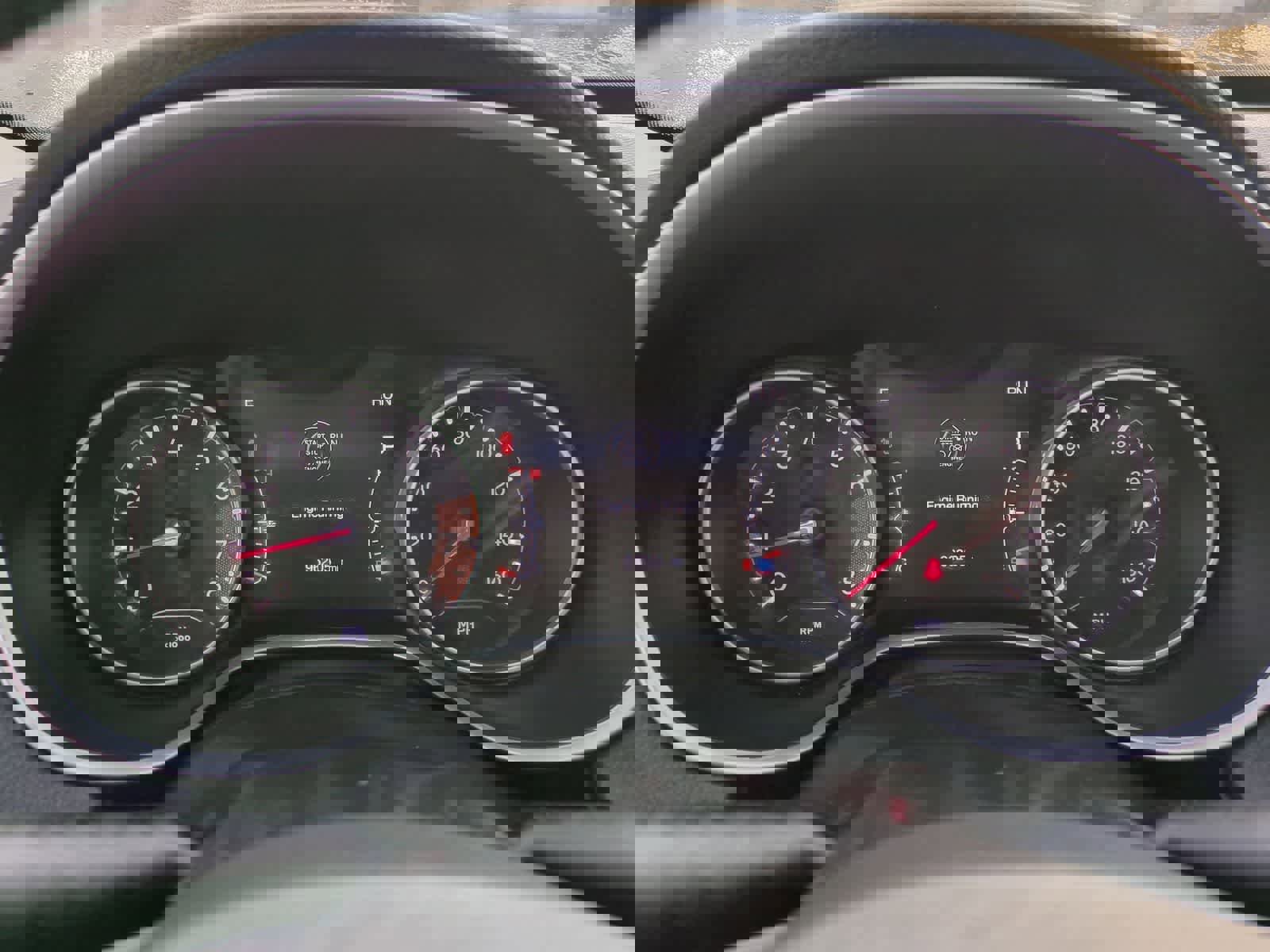 Certified 2018 Jeep Compass Limited image 33