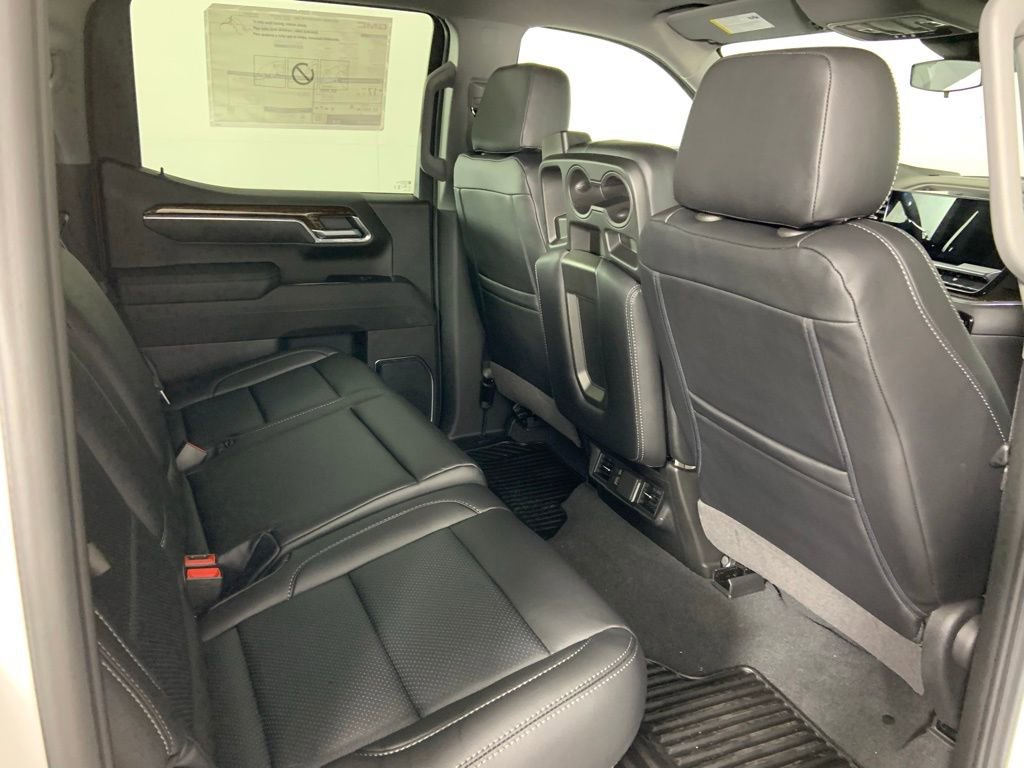 Used 2026 GMC Sierra 1500 Elevation image 12
