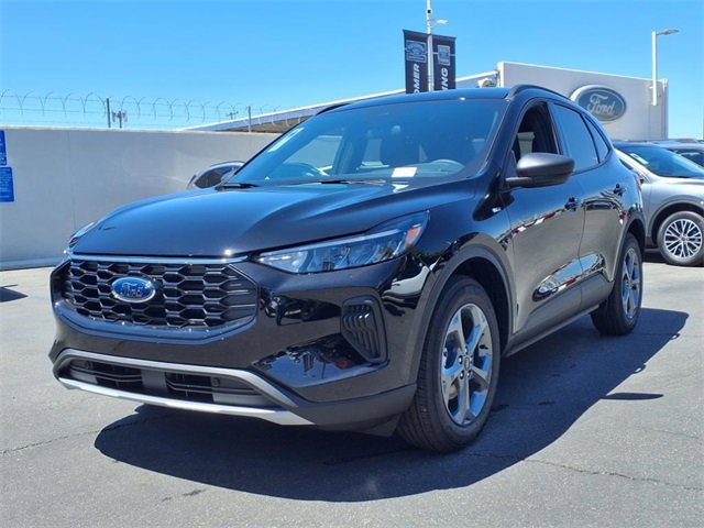 New 2025 Ford Escape ST-Line w/ Equipment Group 301A