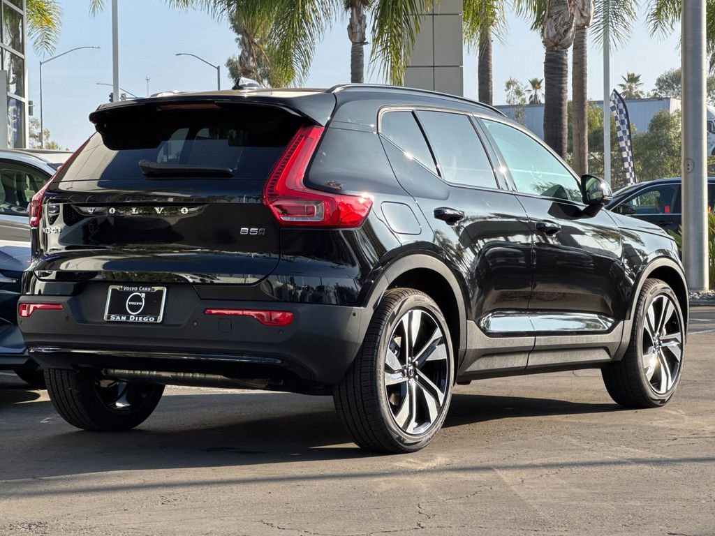 New 2026 Volvo XC40 B5 Ultra image 5