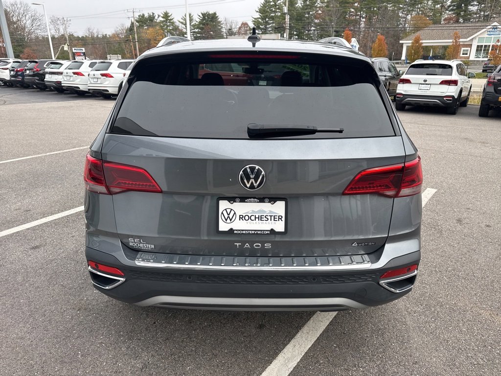 Used 2022 Volkswagen Taos SEL w/ Panoramic Sunroof Package image 8