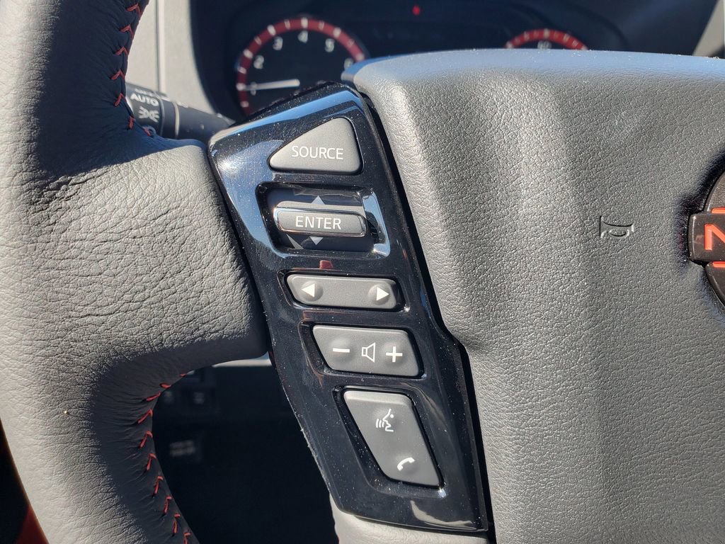 New 2025 Nissan Frontier PRO-4X image 13