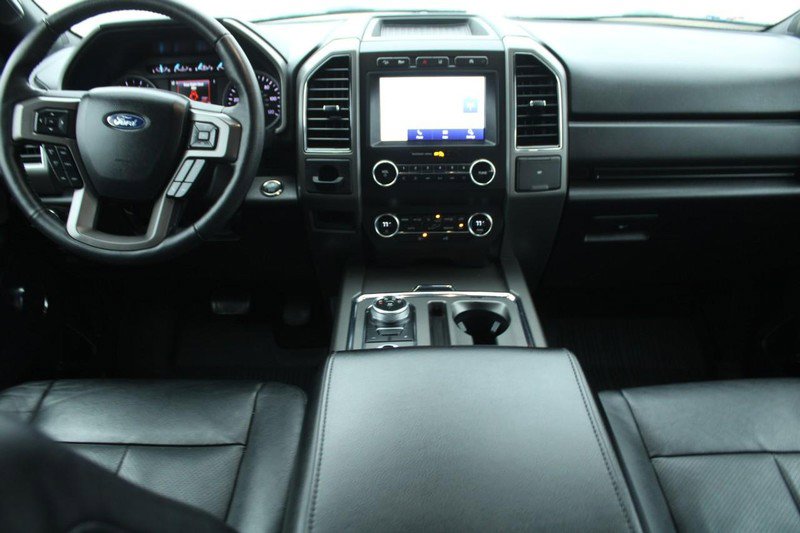 Used 2020 Ford Expedition XLT image 13