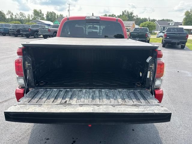 Used 2017 Toyota Tacoma 4x4 Double Cab image 45