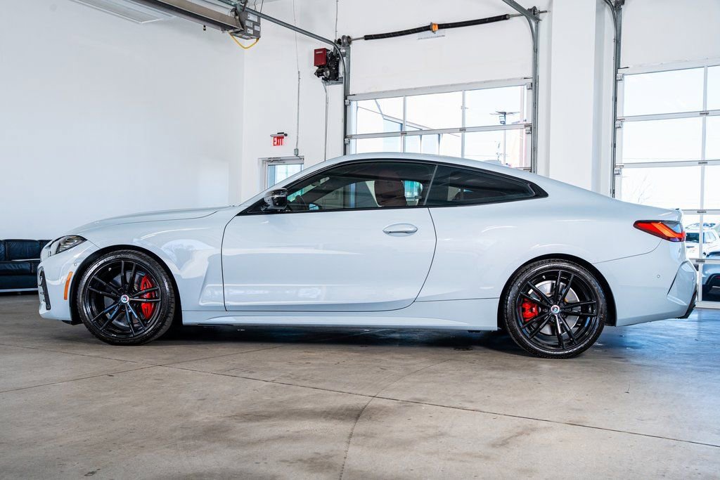 Used 2023 BMW M440i Coupe w/ Premium Package image 8