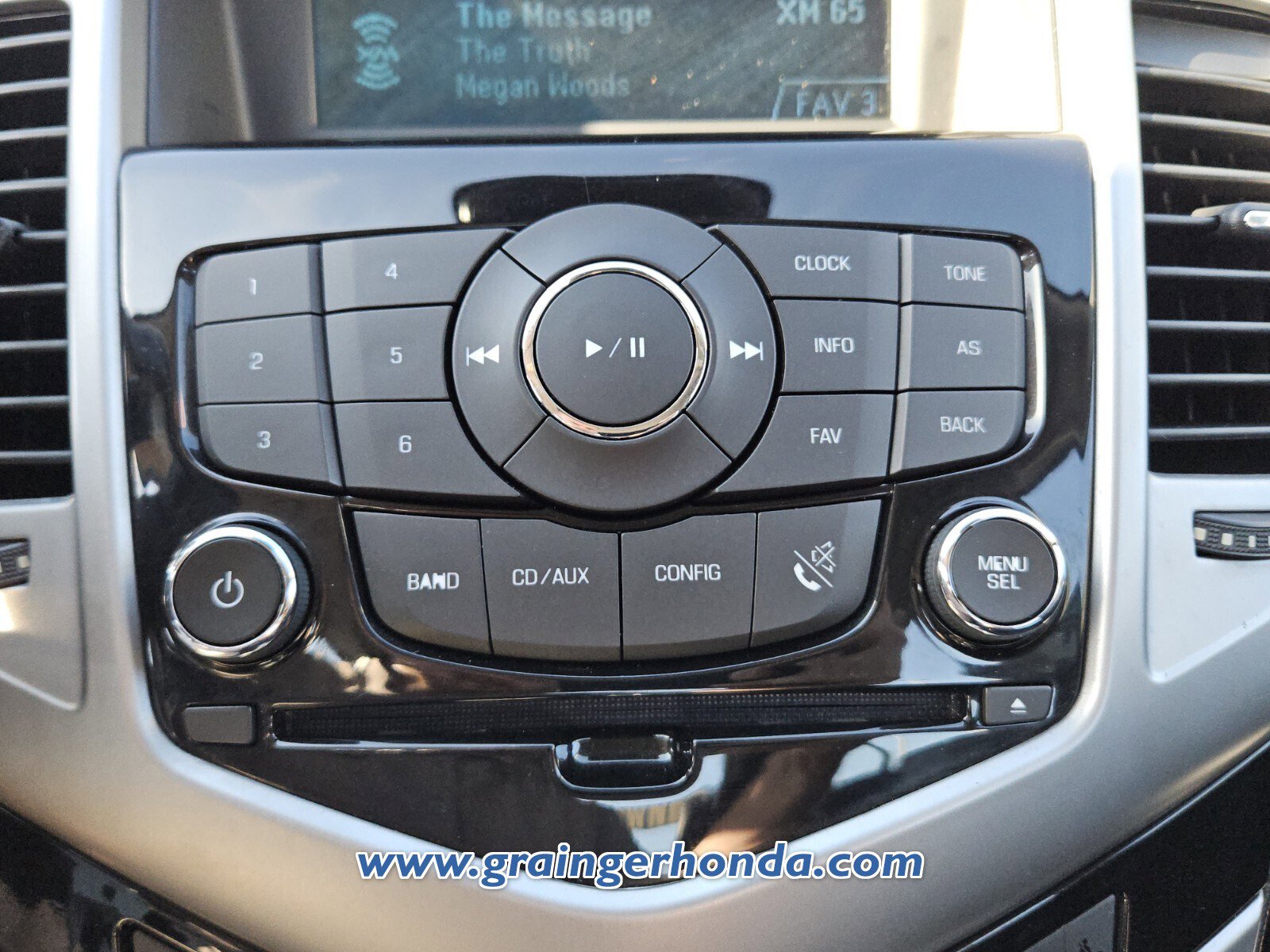 Used 2014 Chevrolet Cruze LT FWD image 16
