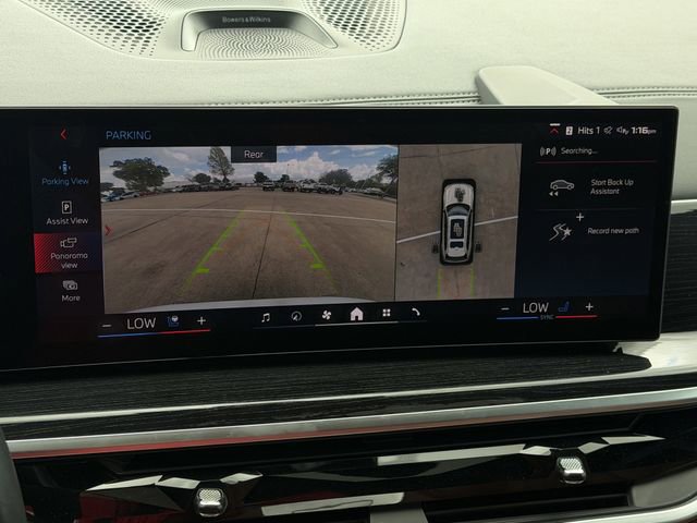 Used 2024 BMW X7 M60i w/ Executive Package image 18