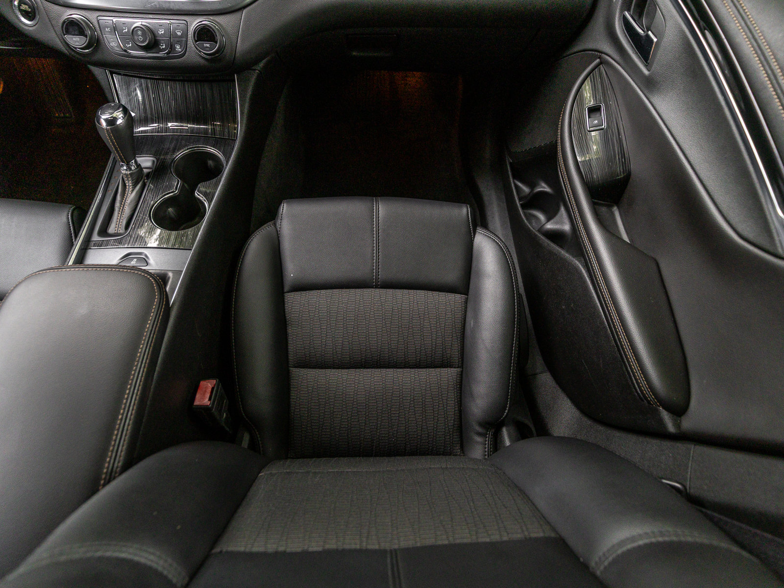 Used 2020 Chevrolet Impala LT FWD image 56