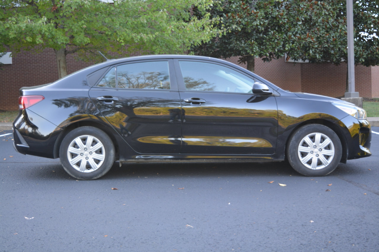 Used 2021 Kia Rio LX image 4