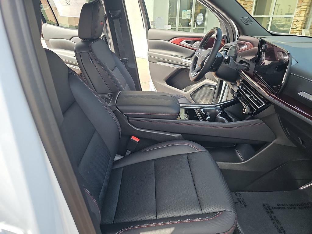 New 2026 Chevrolet Traverse Z71 w/ Enhanced Driving Package AWD/4WD image 10
