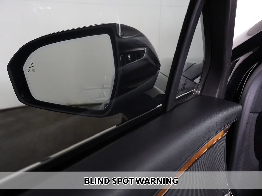 Used 2017 Lincoln MKX Select w/ Select Plus Package FWD image 4