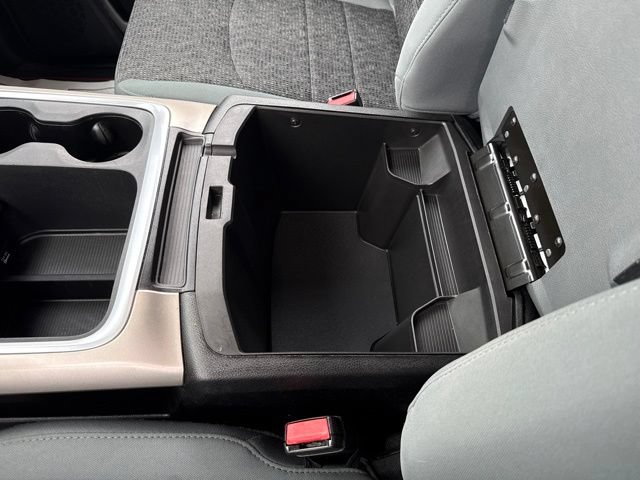 Used 2019 RAM 1500 Classic Warlock AWD/4WD image 28