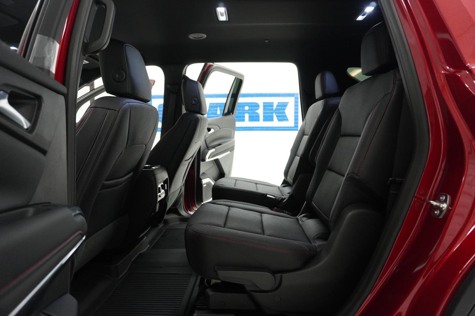 New 2026 Chevrolet Traverse Z71 w/ Enhanced Driving Package image 39
