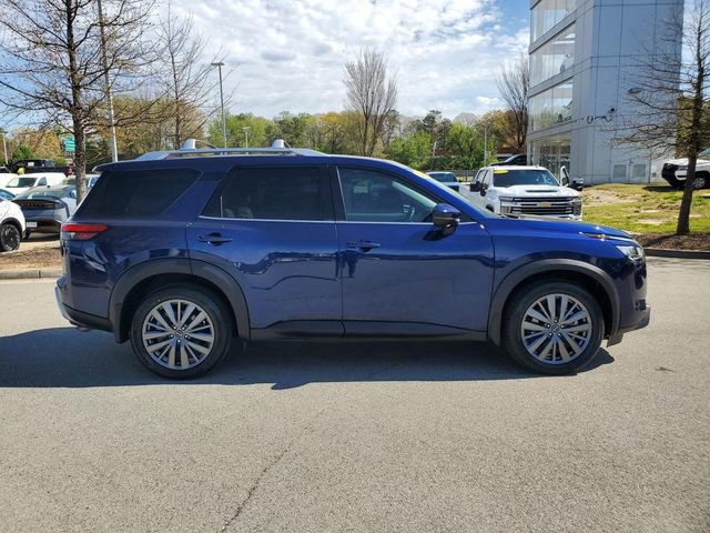 Certified 2024 Nissan Pathfinder SL w/ SL Premium Package image 3