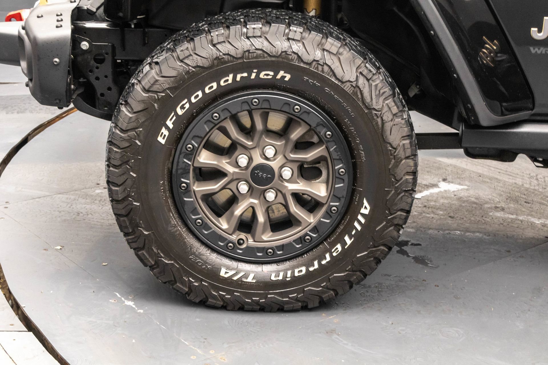 Used 2021 Jeep Wrangler Unlimited Rubicon w/ Trailer Tow Package image 43