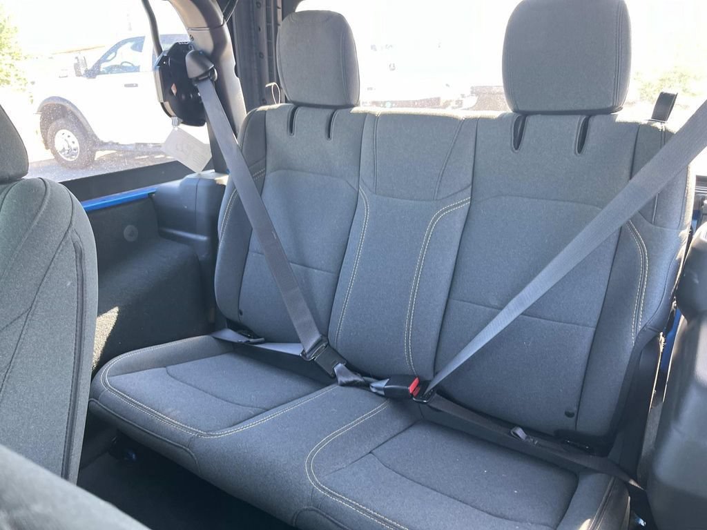 Used 2024 Jeep Wrangler Sport AWD/4WD image 21