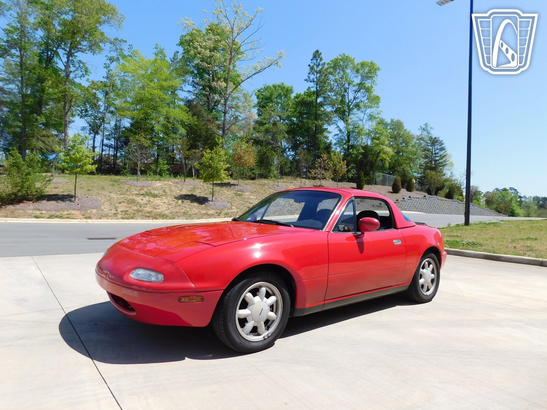 Used 1990 MAZDA MX-5 Miata image 2