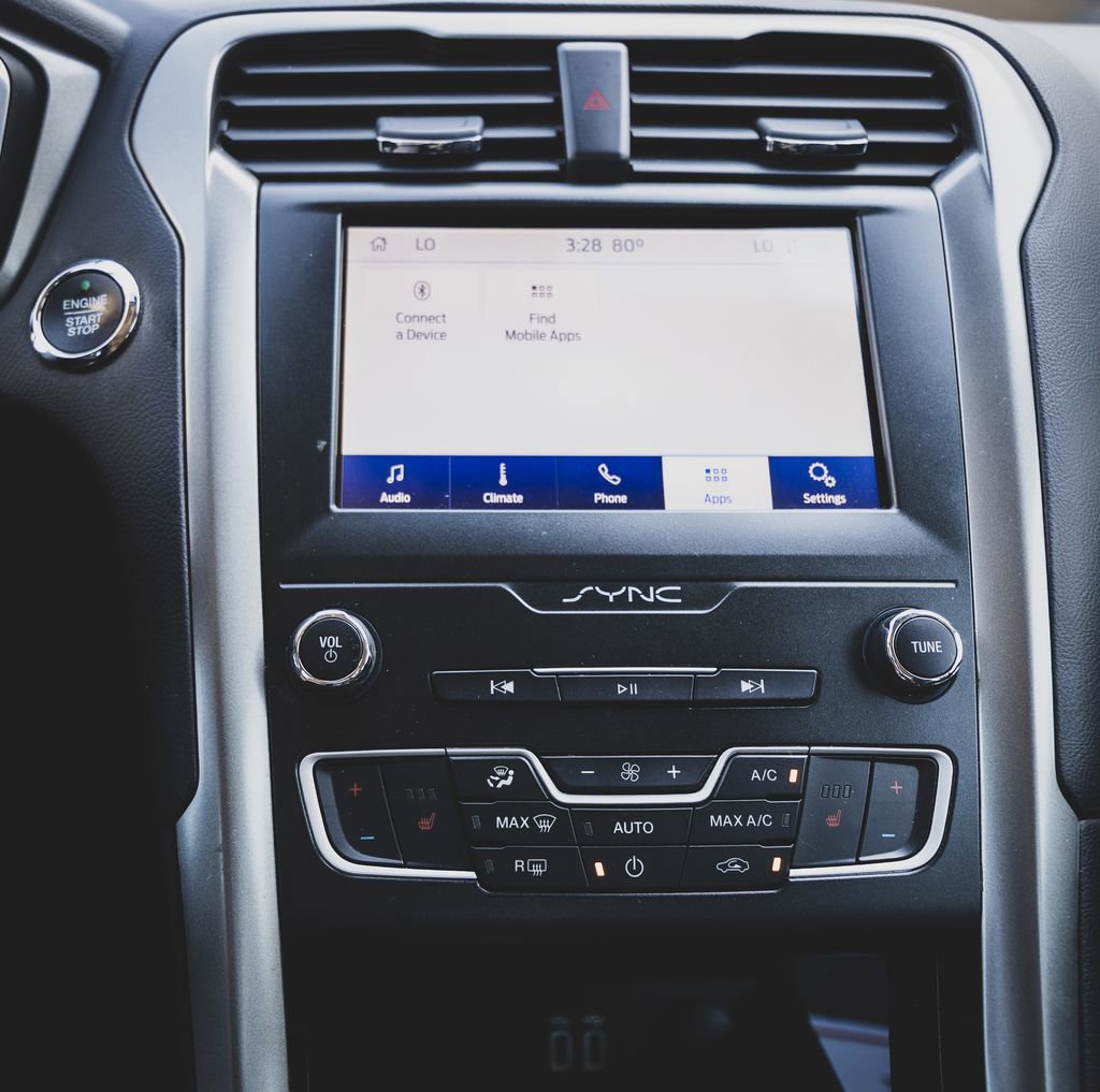 Used 2020 Ford Fusion SEL image 5