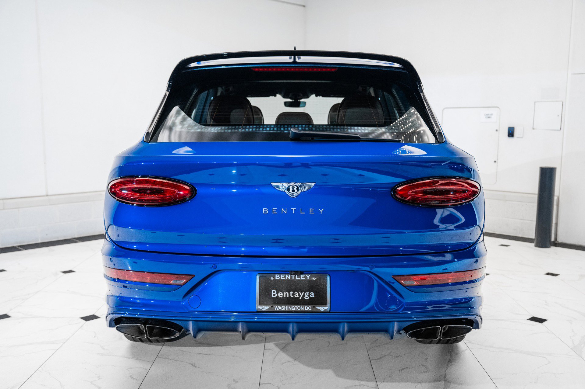 New 2025 Bentley Bentayga image 10