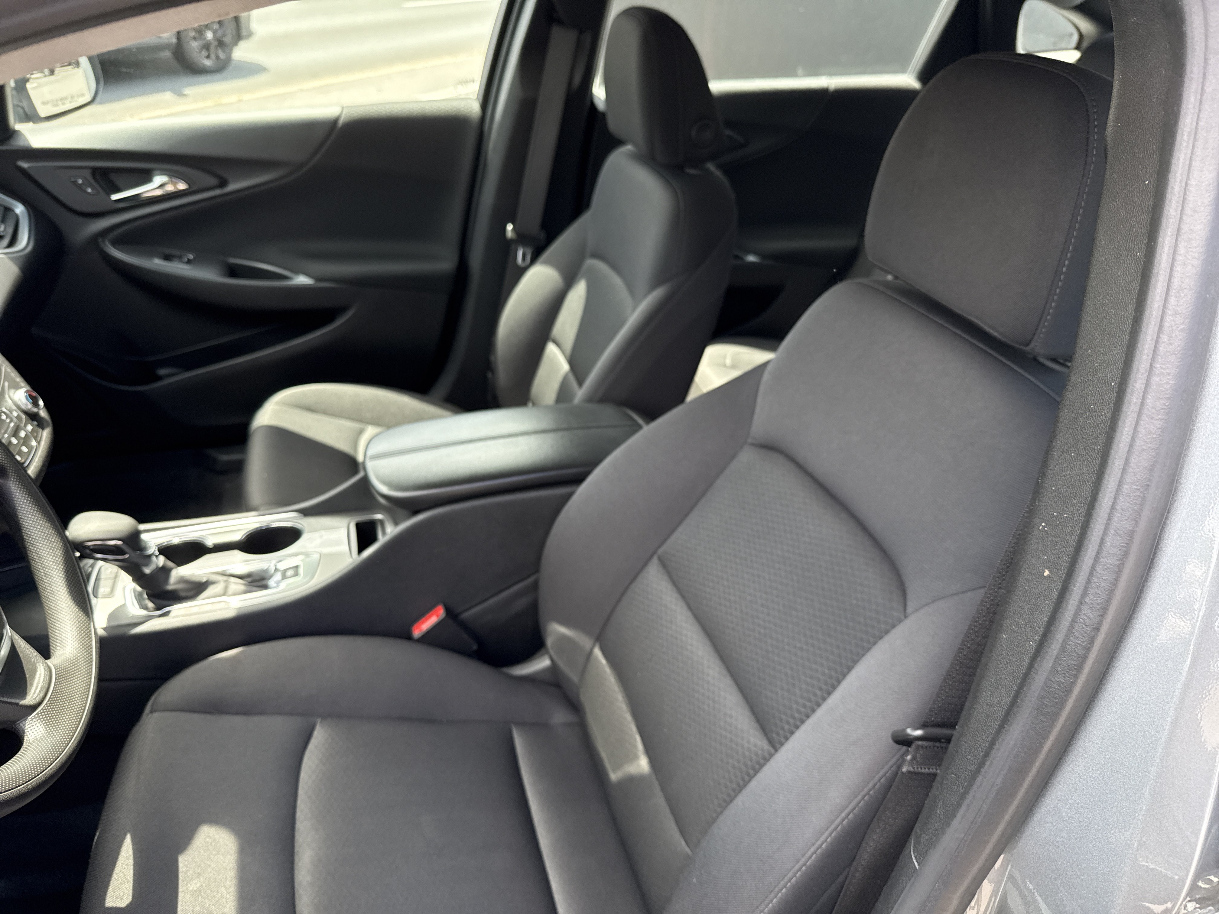 Used 2024 Chevrolet Malibu LT FWD image 12