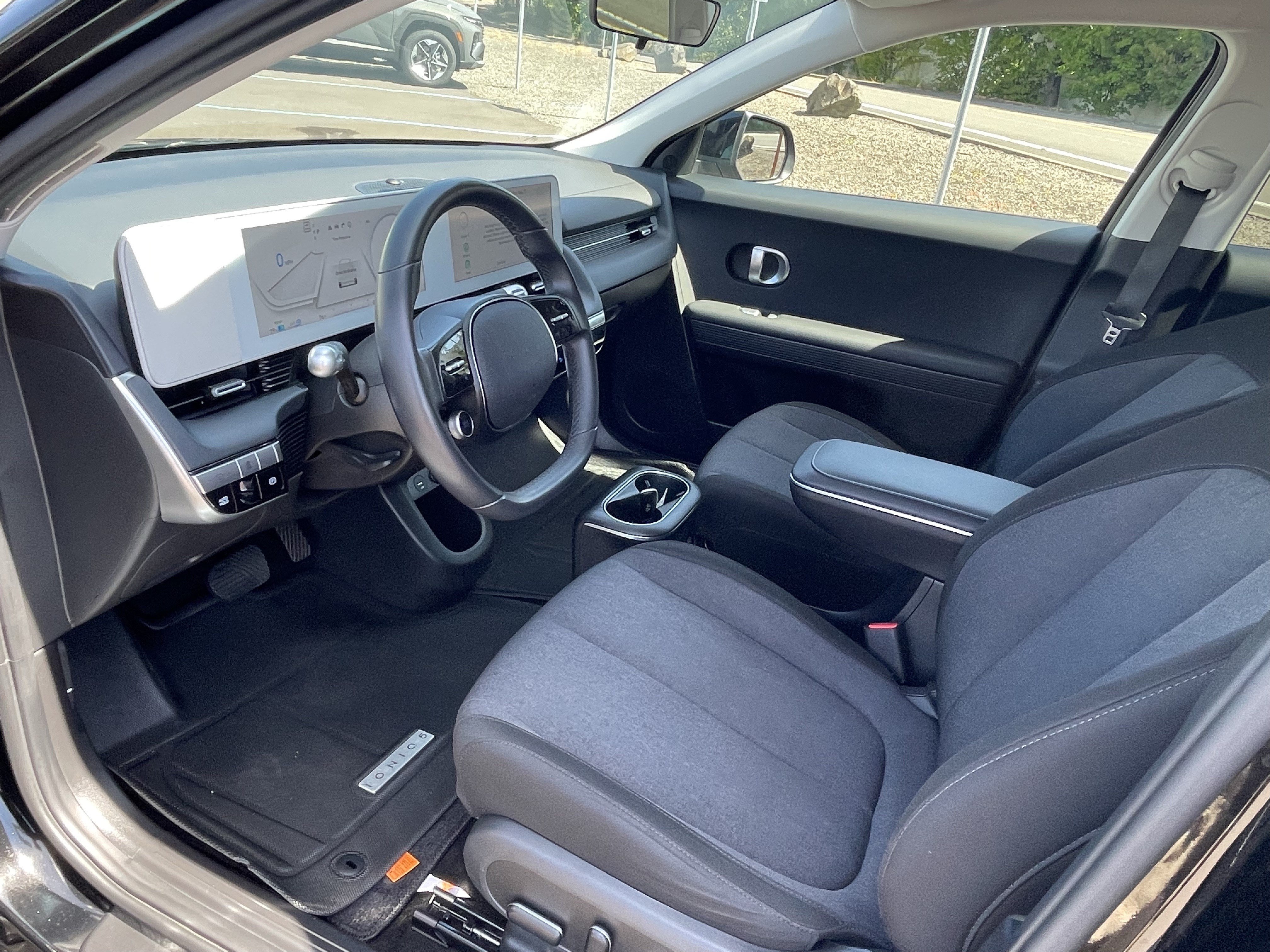Certified 2024 Hyundai Ioniq 5 SE AWD/4WD image 10