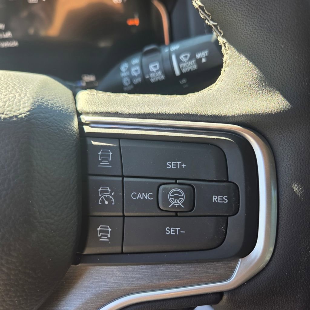 New 2026 Jeep Grand Wagoneer L Limited image 16