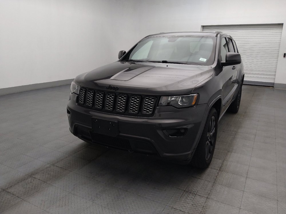 Used 2019 Jeep Grand Cherokee Altitude AWD/4WD image 15